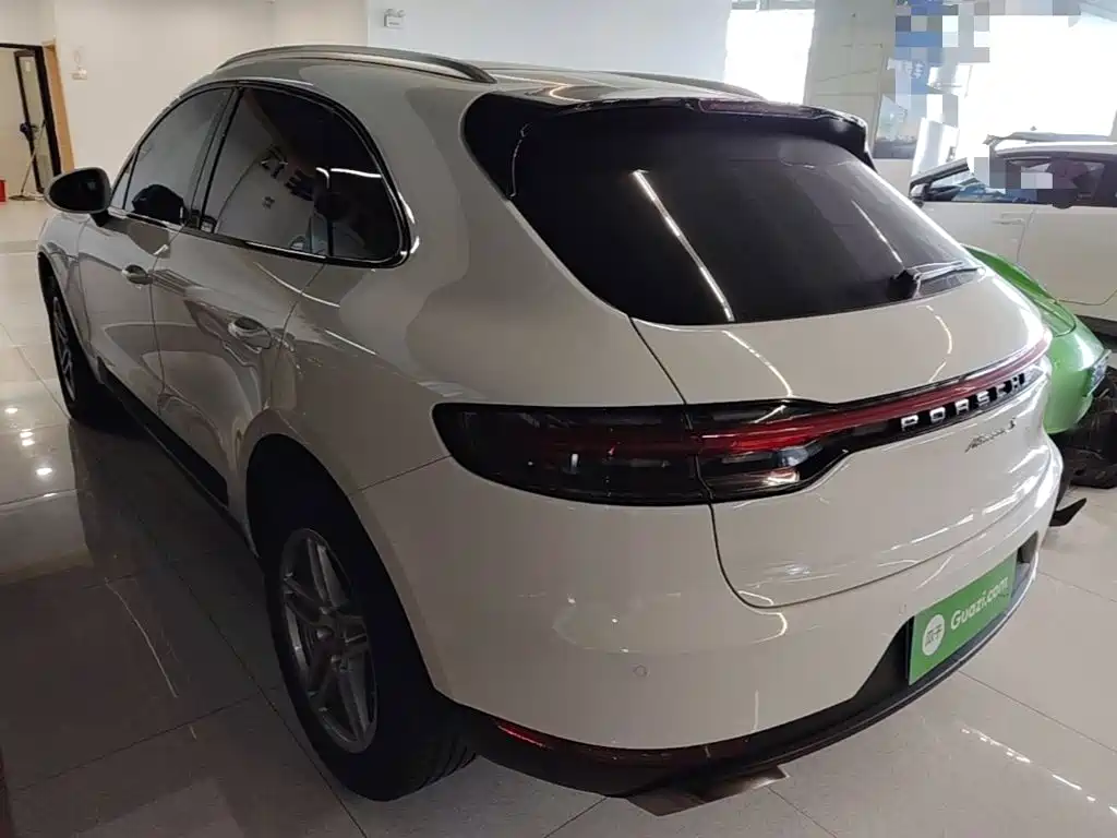 Porsche Macan — миниатюра 5