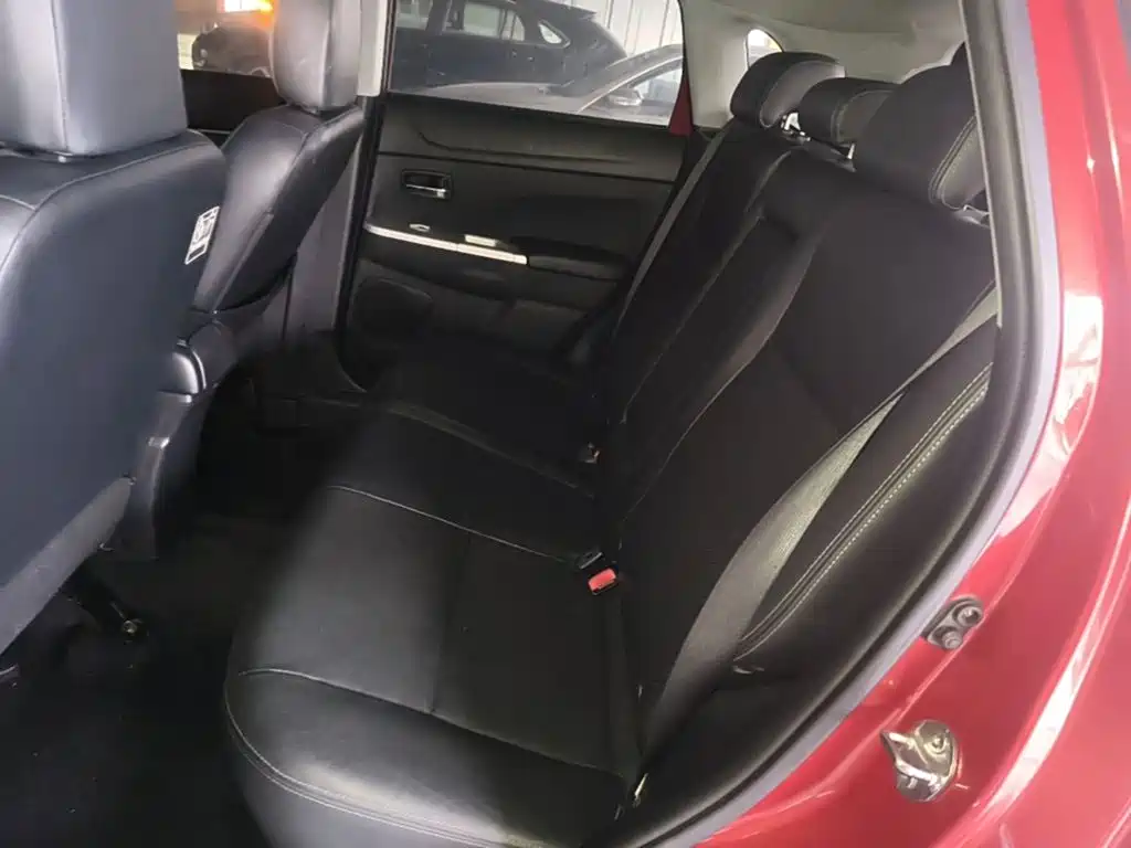 Mitsubishi ASX — миниатюра 17