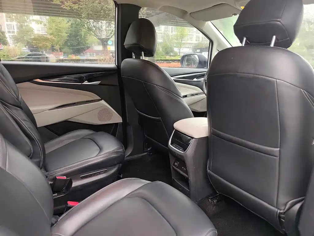 SAIC MAXUS CHASE G50