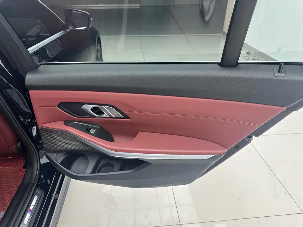BMW 3 Series — миниатюра 20