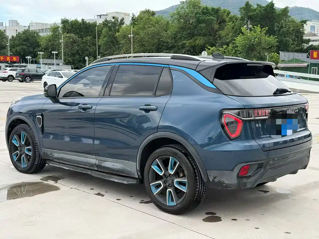 Lynk & Co 01 — миниатюра 8