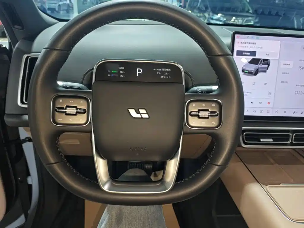 Li Auto Li L8 — миниатюра 11