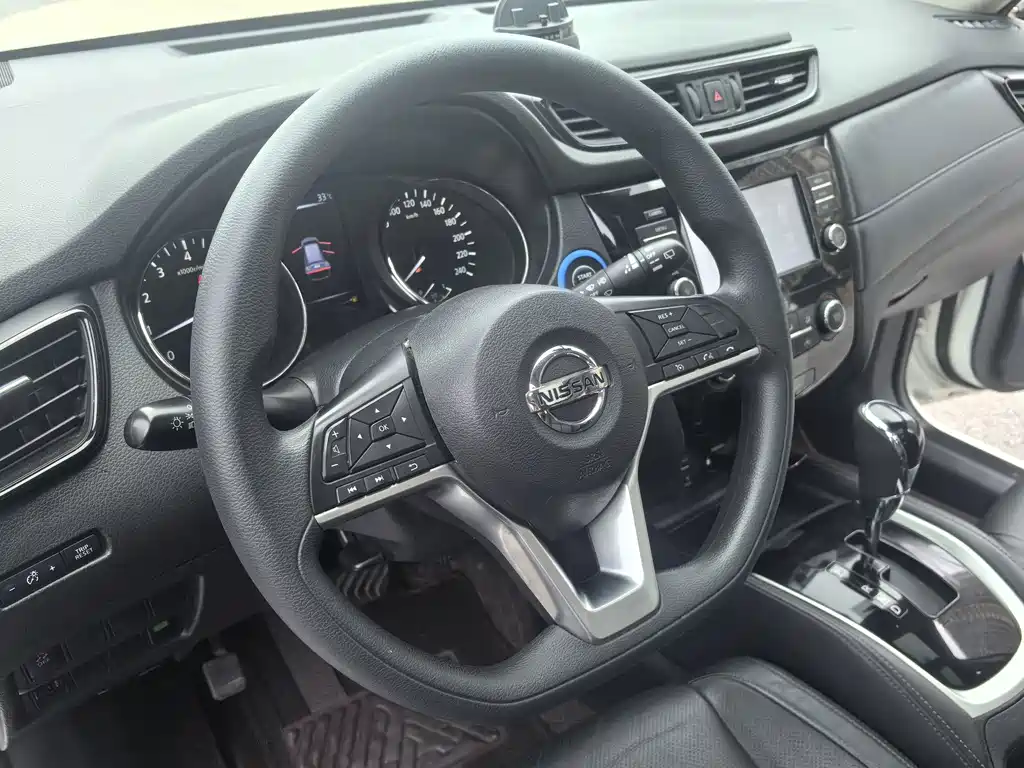Nissan X-Trail — миниатюра 19