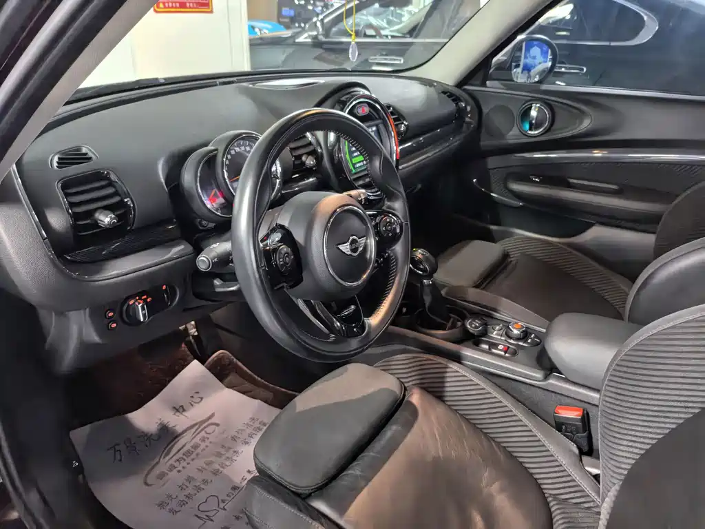 MINI Mini Clubman — миниатюра 10