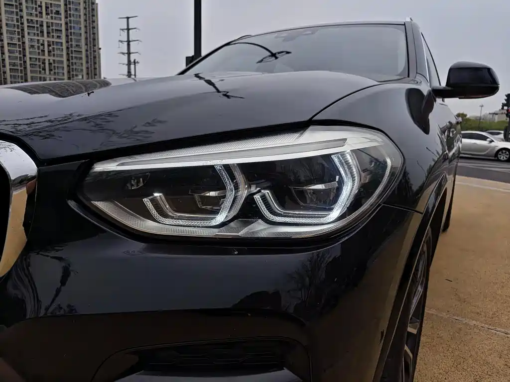 BMW X3 — миниатюра 17
