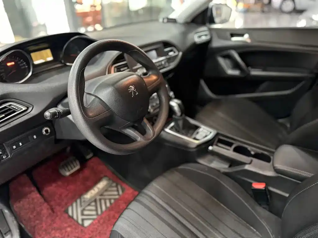 Peugeot 308S — миниатюра 6