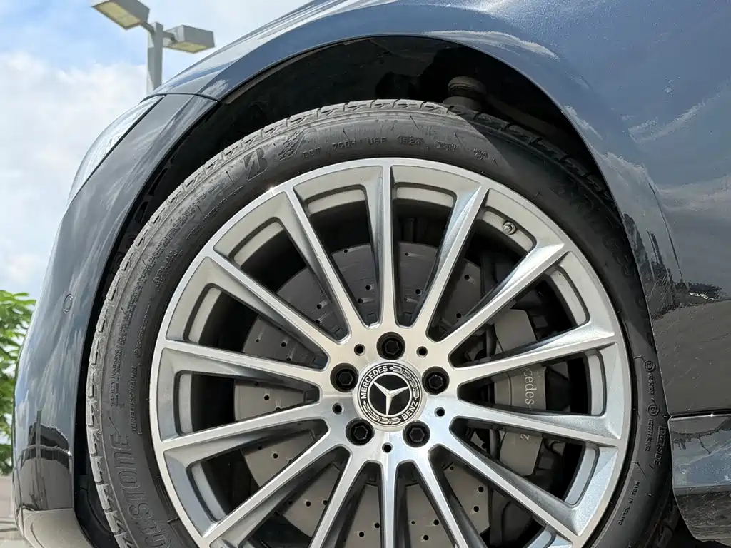Mercedes-Benz S-Class — миниатюра 14
