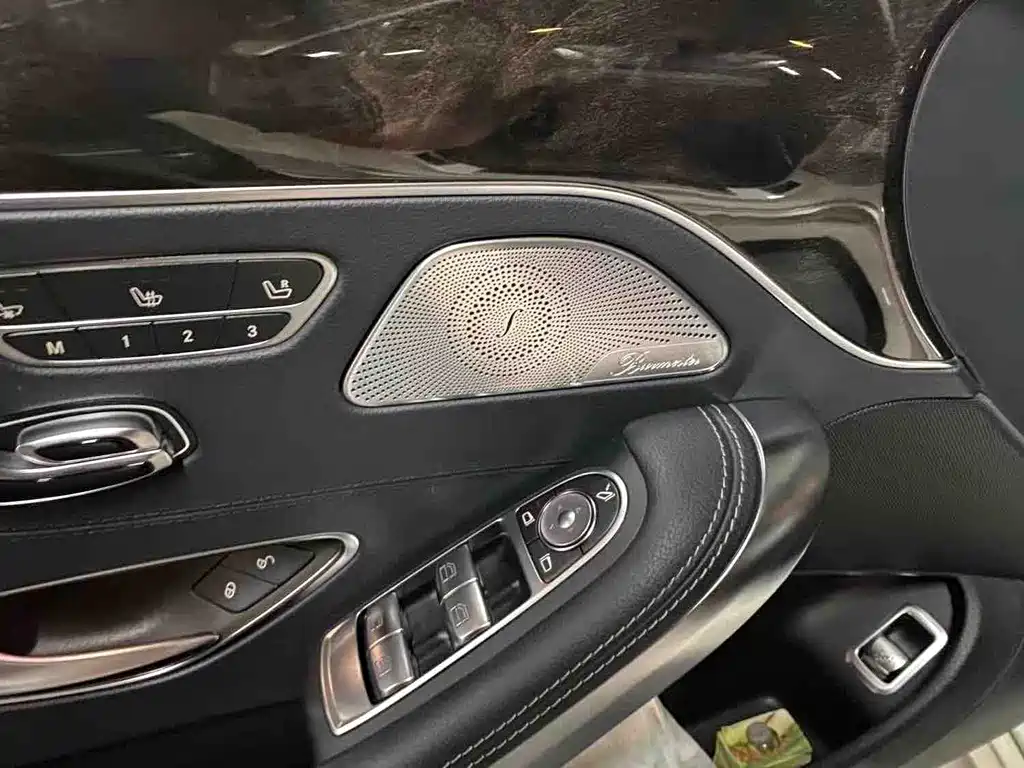 Mercedes-Benz S-Class — миниатюра 9