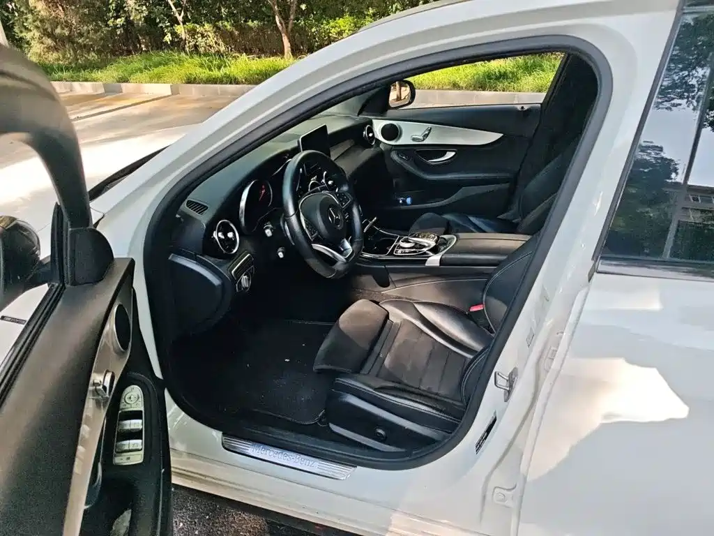 Mercedes-Benz C-Class — миниатюра 14