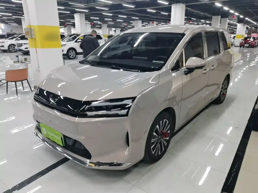 Wuling Xingguang 730 New Energy
