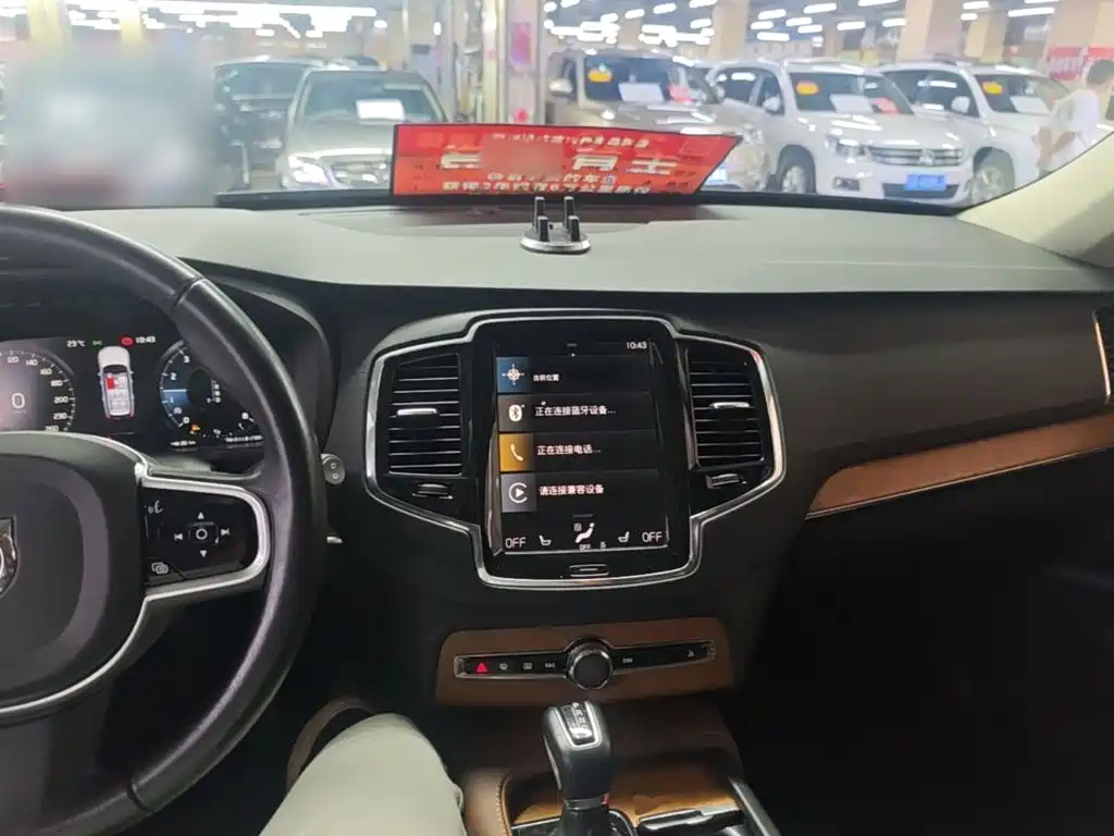 Volvo XC90 2020 T6 Luxury 7 мест