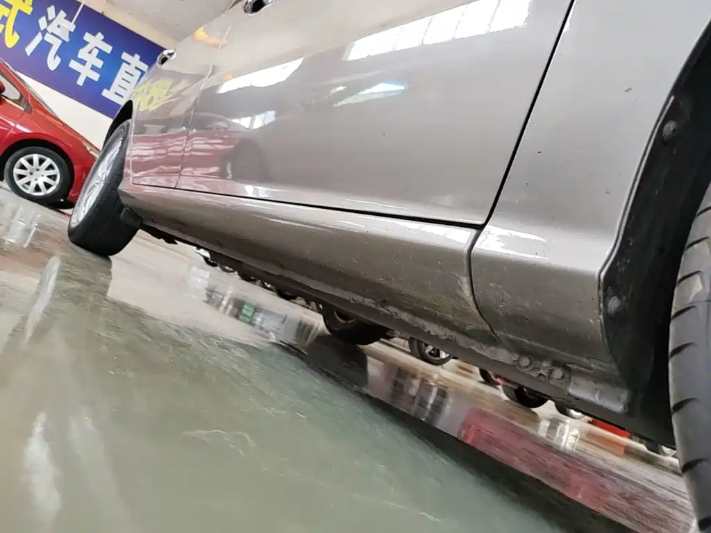 Hyundai Elantra — миниатюра 21