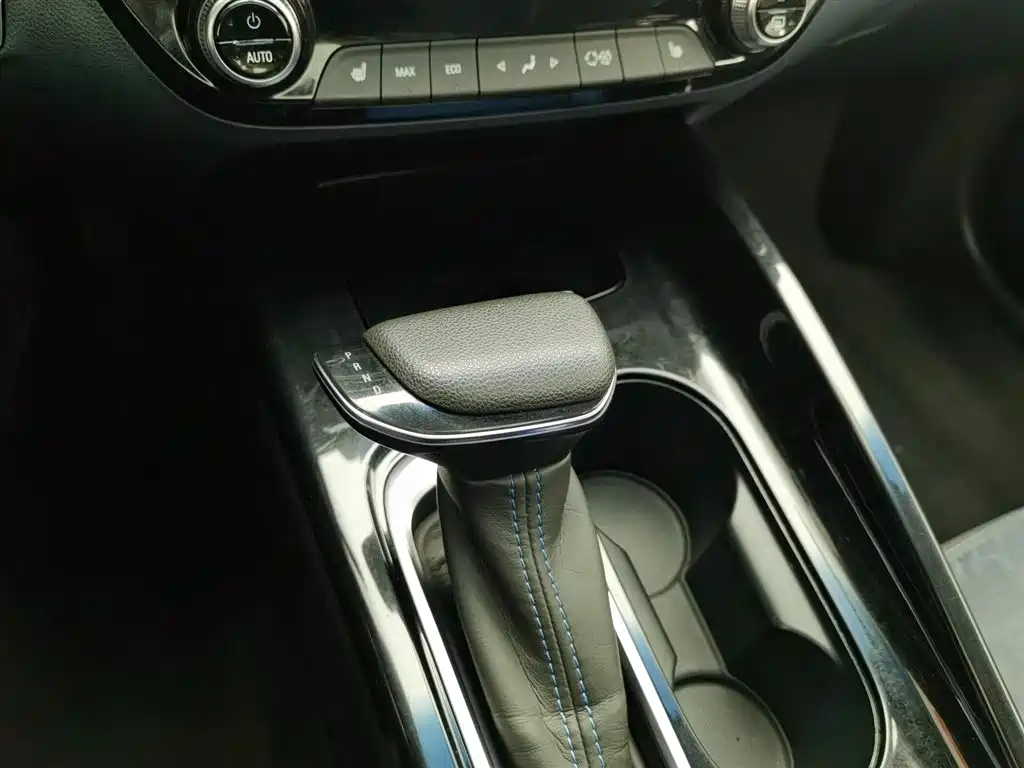 BUICK SLIGHTLY BLUE 6