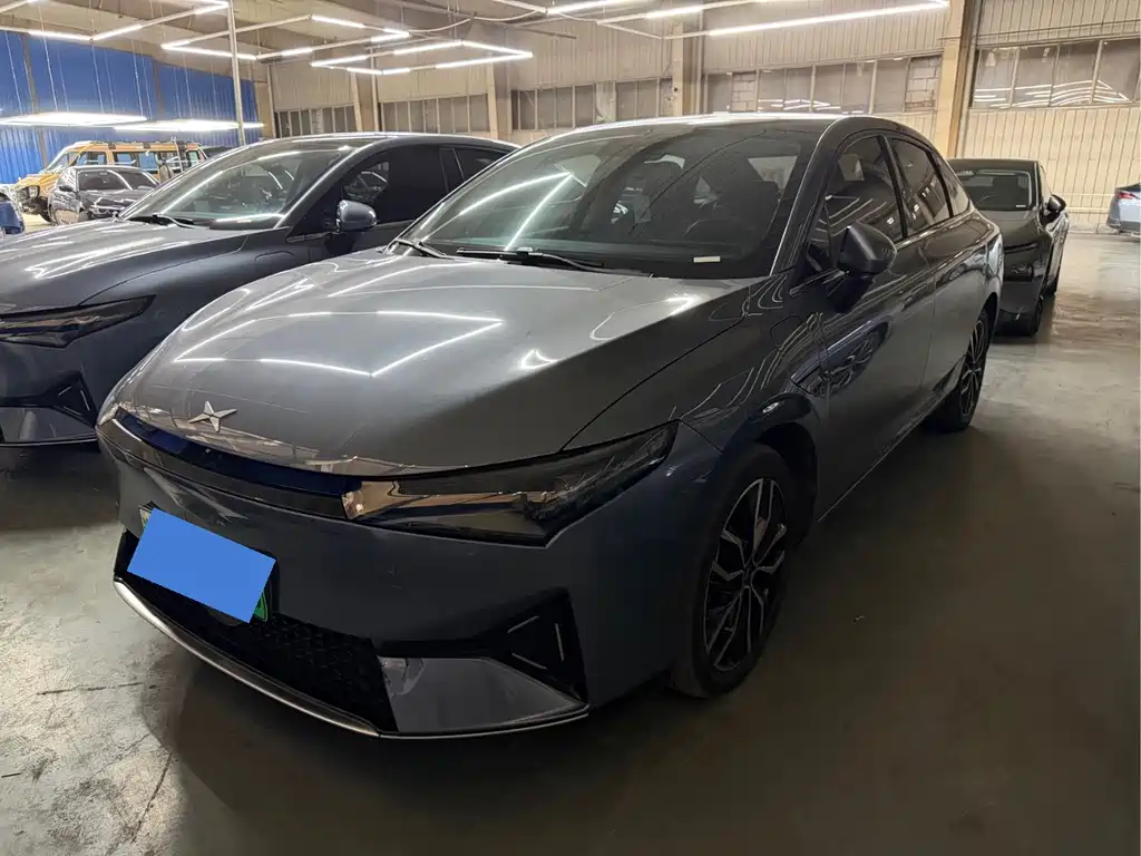 XPeng P5