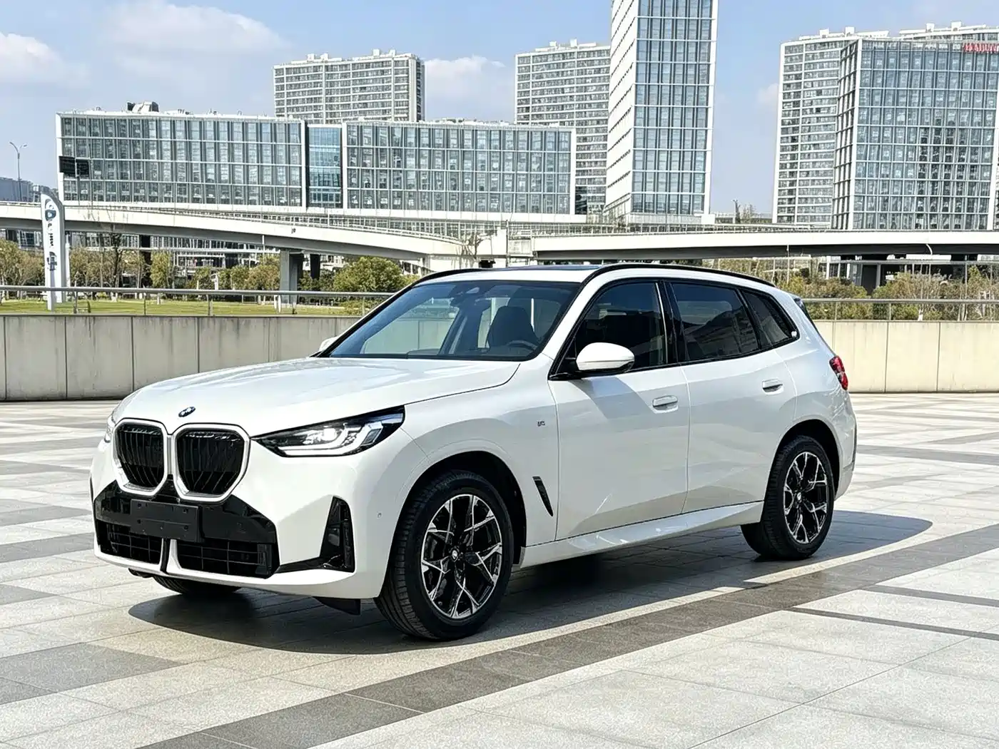 宝马X3 2026款 xDrive25L M运动曜夜套装 2026
