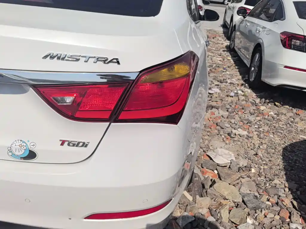 Hyundai Mistra — миниатюра 8