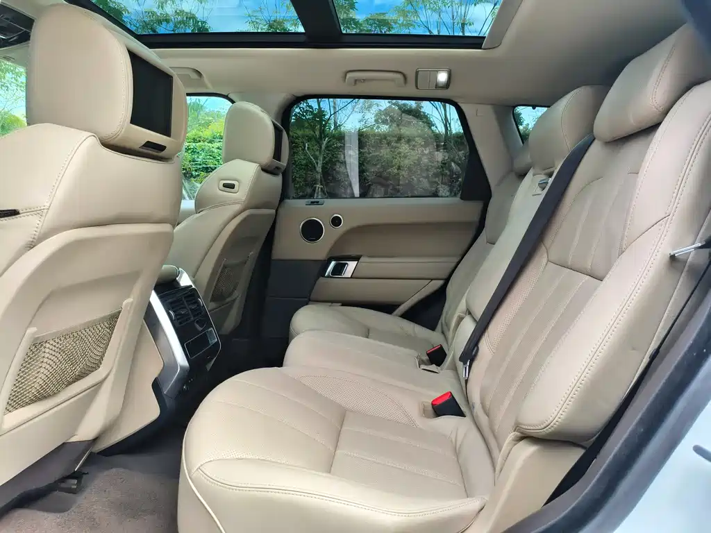 Land Rover Sport — миниатюра 7