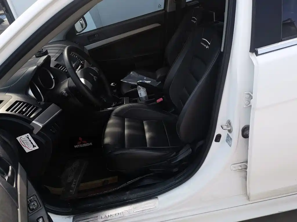 Mitsubishi Lancer EX — миниатюра 12