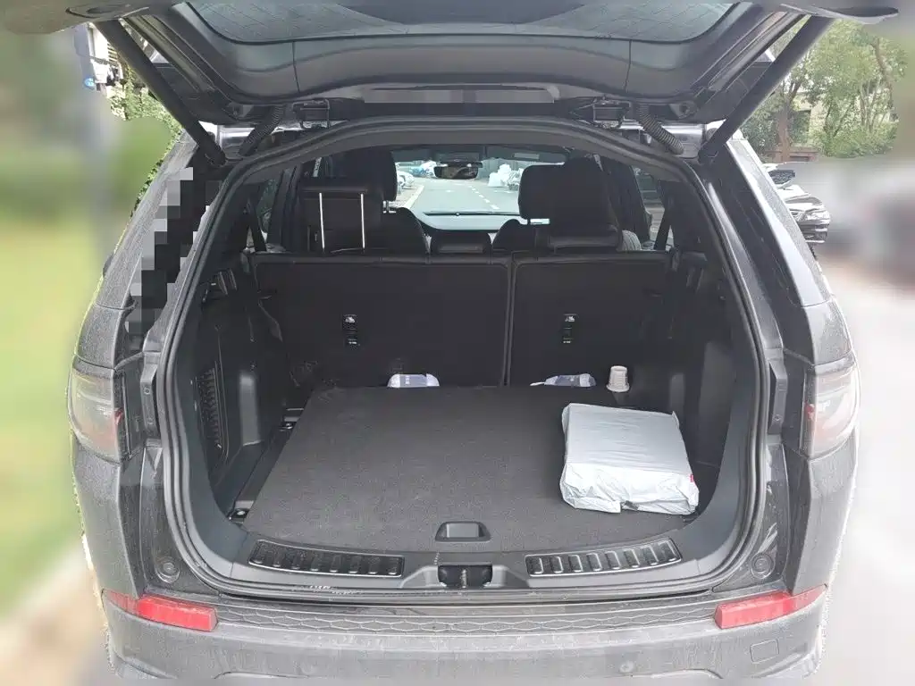 Land Rover Discovery Sport — миниатюра 20