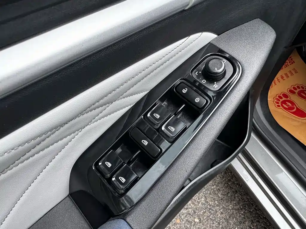 Geely Emgrand — миниатюра 16