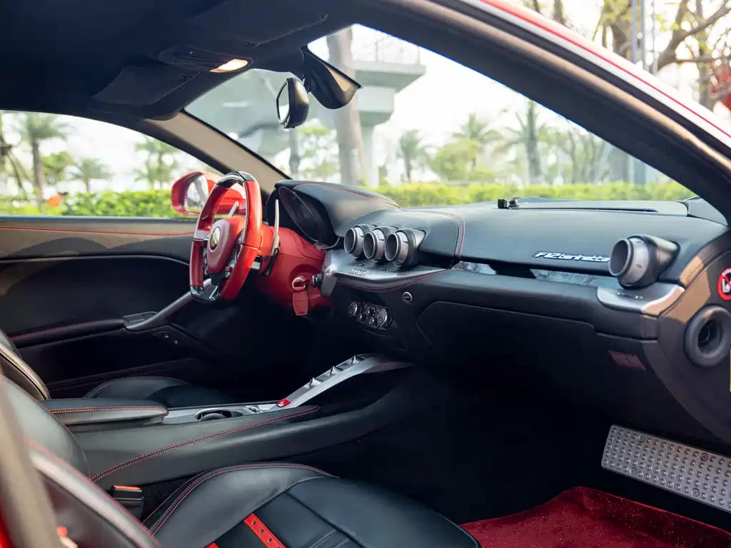 Ferrari F12berlinetta - фото 15