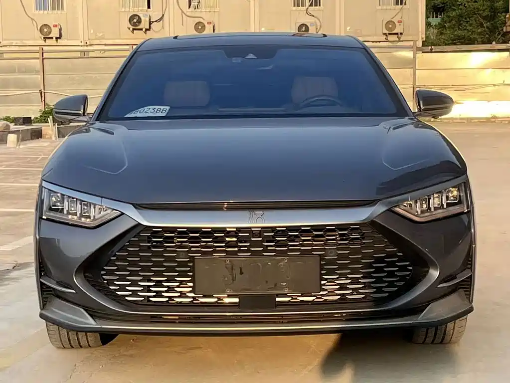 BYD Han — миниатюра 2