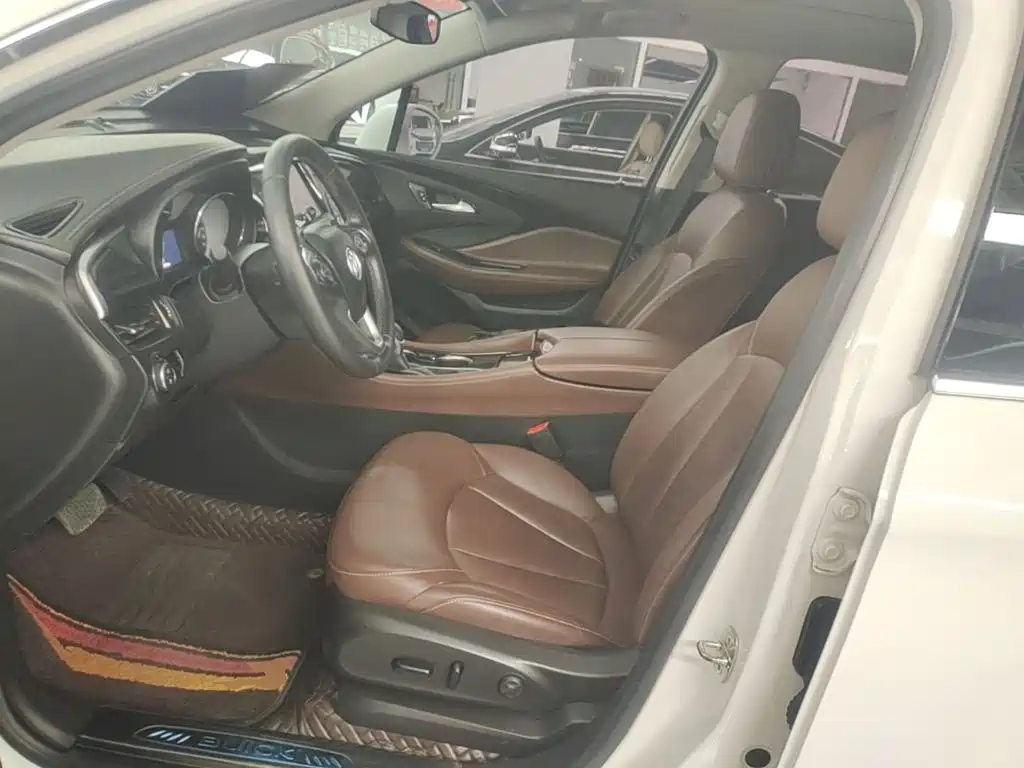 Buick Envision Plus — миниатюра 15