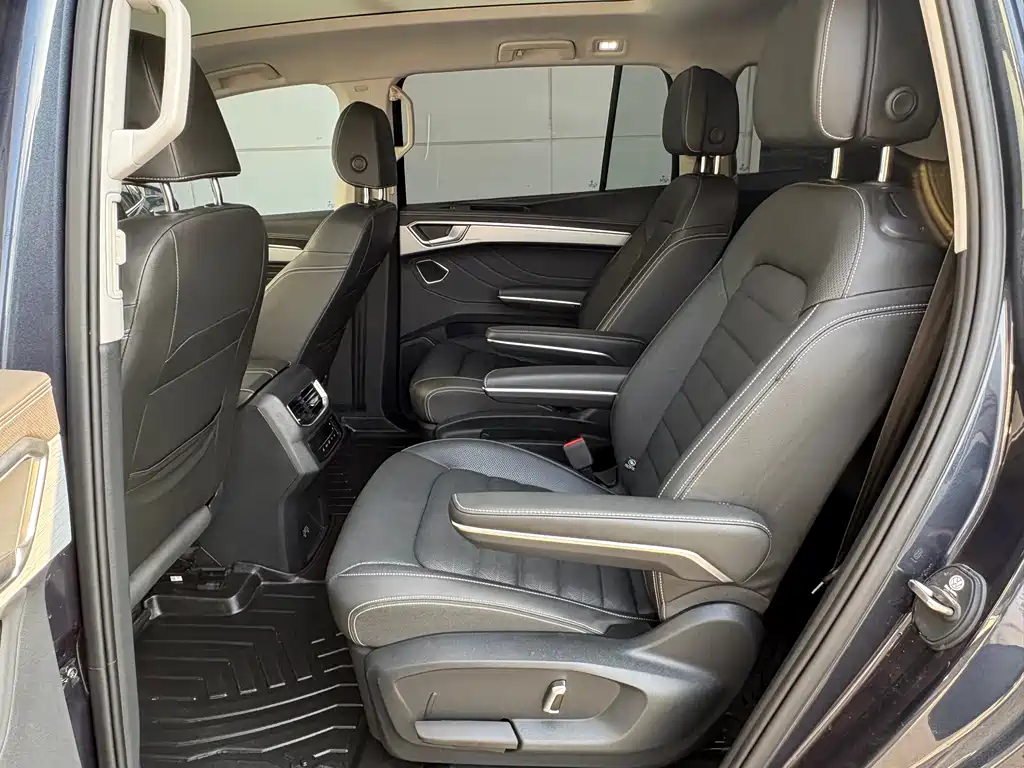 Volkswagen Viloran 2022 380TSI Luxury Pro 6 мест