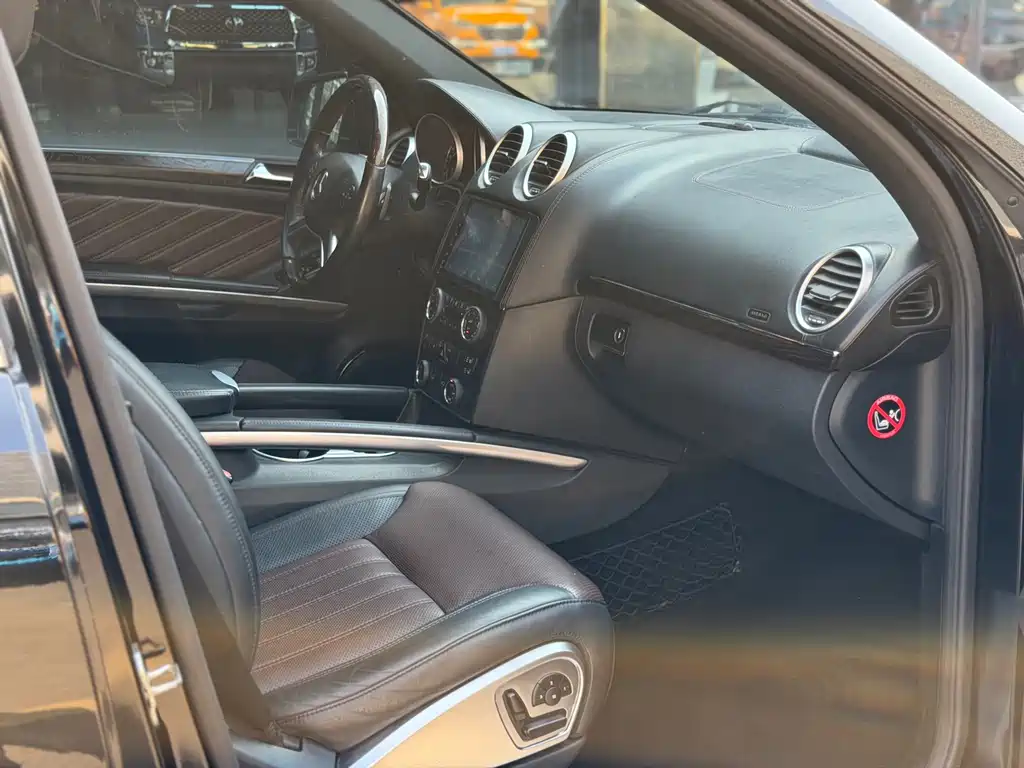 Mercedes-Benz GL-Class — миниатюра 4