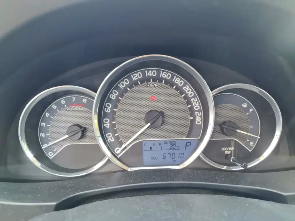 Toyota Corolla — миниатюра 12