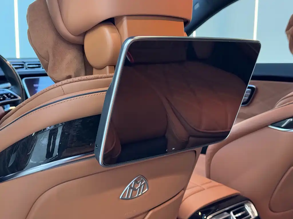 Mercedes-Benz S-Class — миниатюра 22