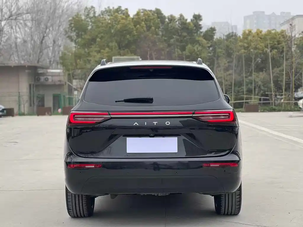 AITO ASK THE WORLD M7