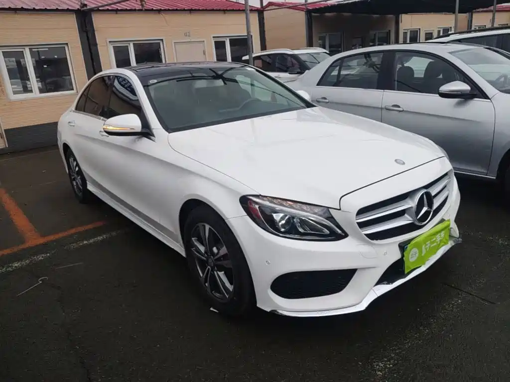 Mercedes-Benz C-Class — миниатюра 4