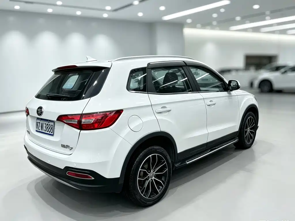 FAW Senya R7 — миниатюра 9