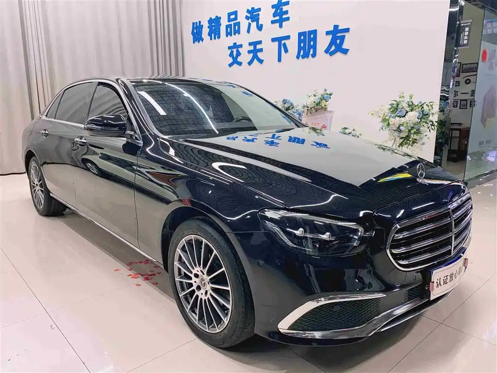 Mercedes-Benz E-Class - фото 3