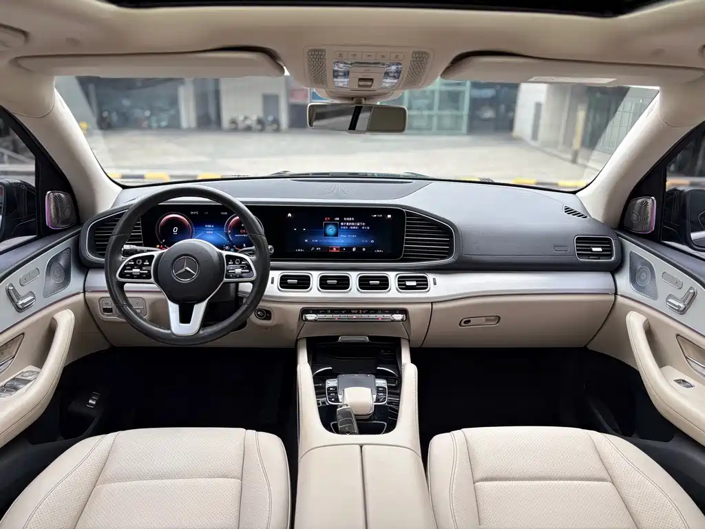 Mercedes-Benz GLE (Import) — миниатюра 11