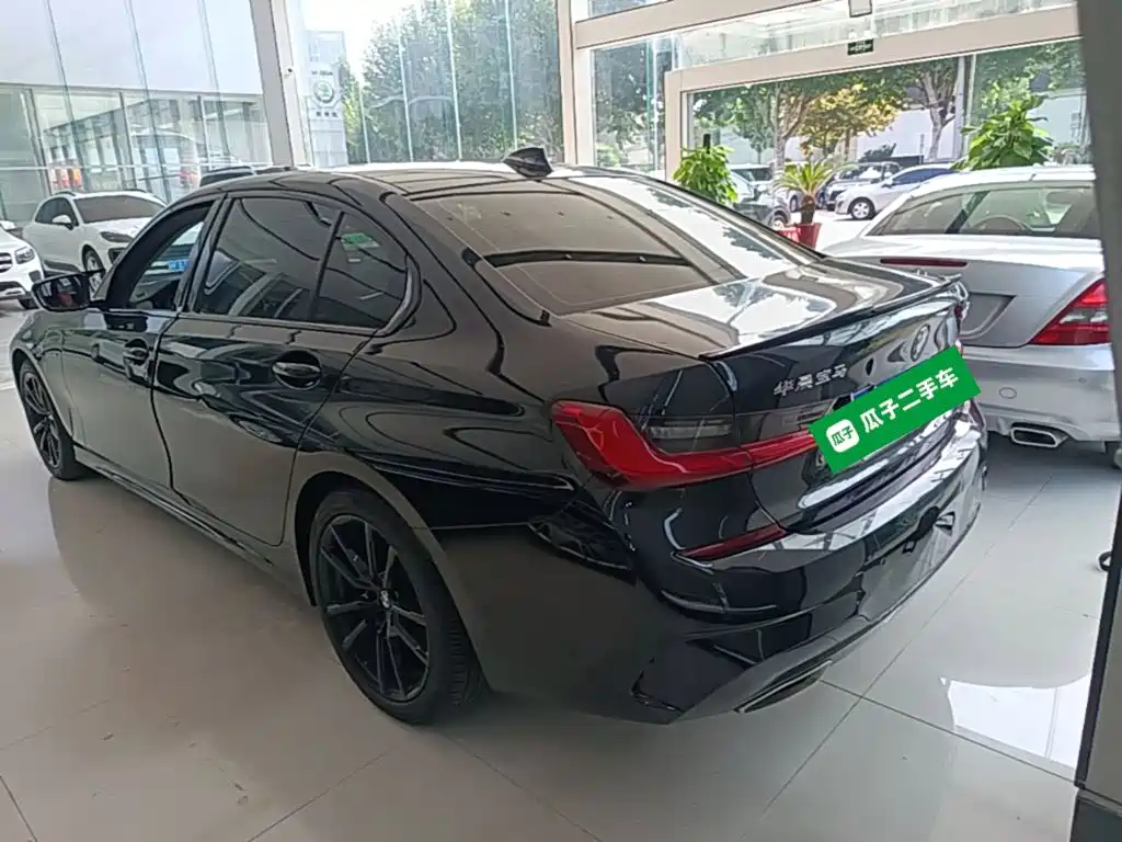 BMW 3 Series — миниатюра 5