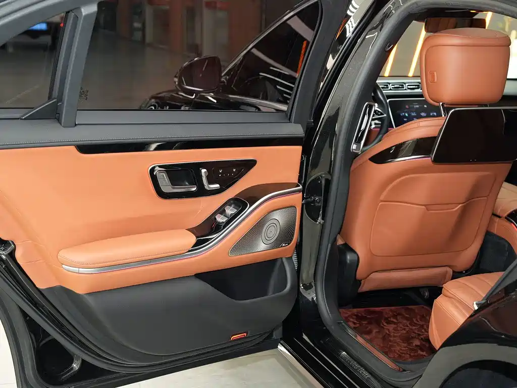 Mercedes-Benz S-Class — миниатюра 8