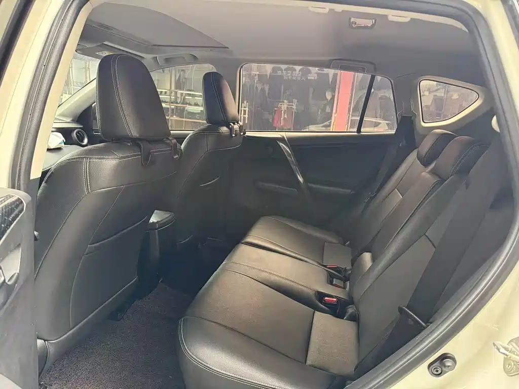 TOYOTA RAV4 RONGFANG