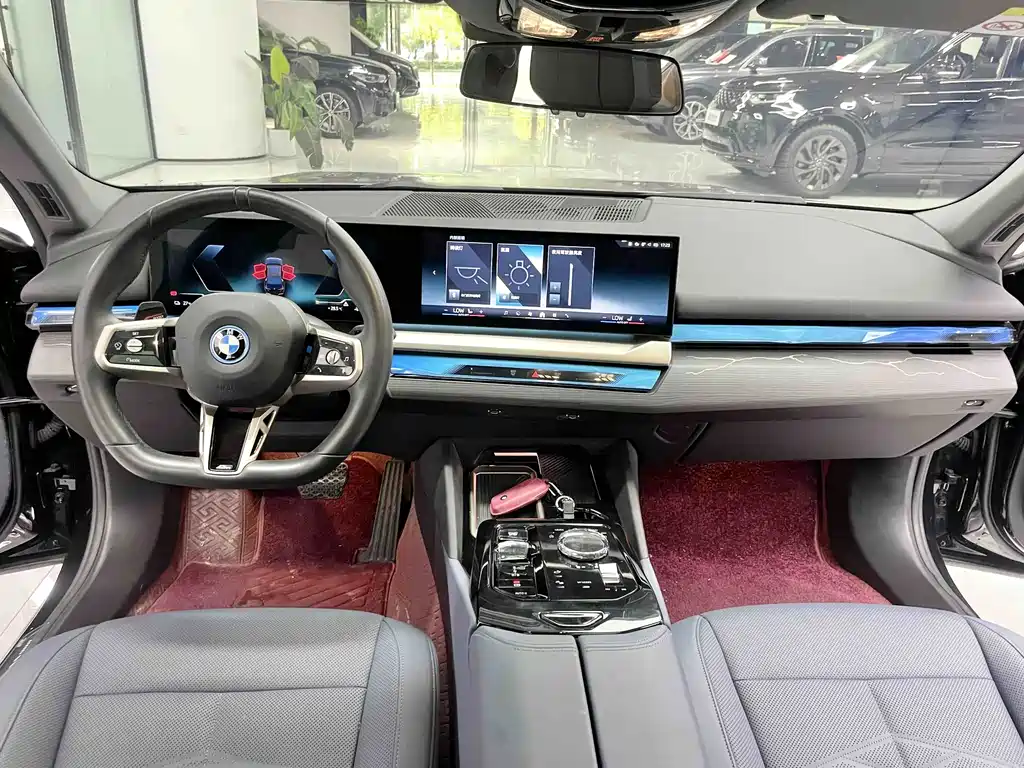 BMW i5 — миниатюра 4