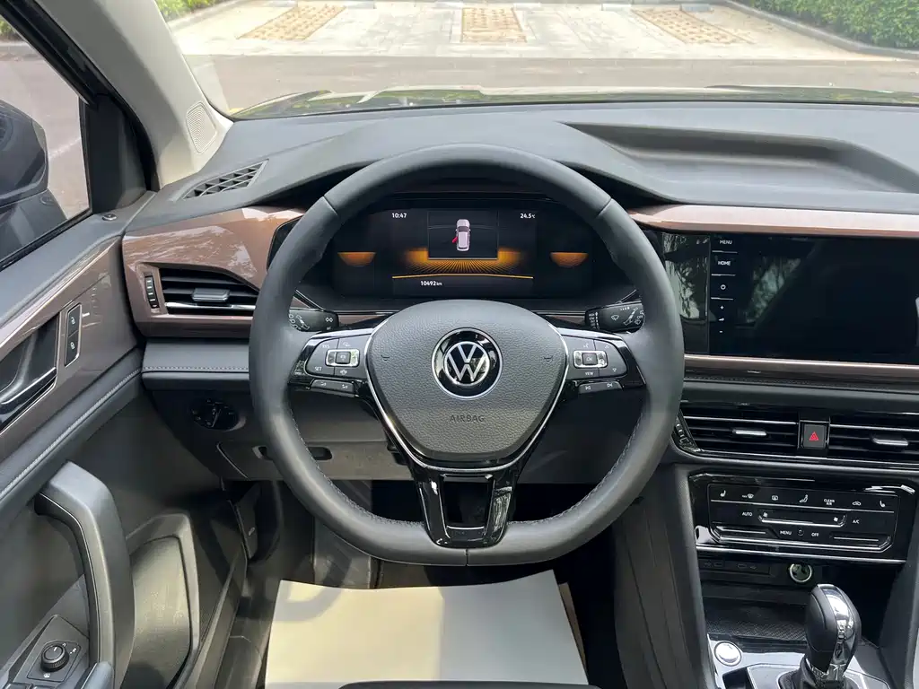Volkswagen Tharu — миниатюра 22
