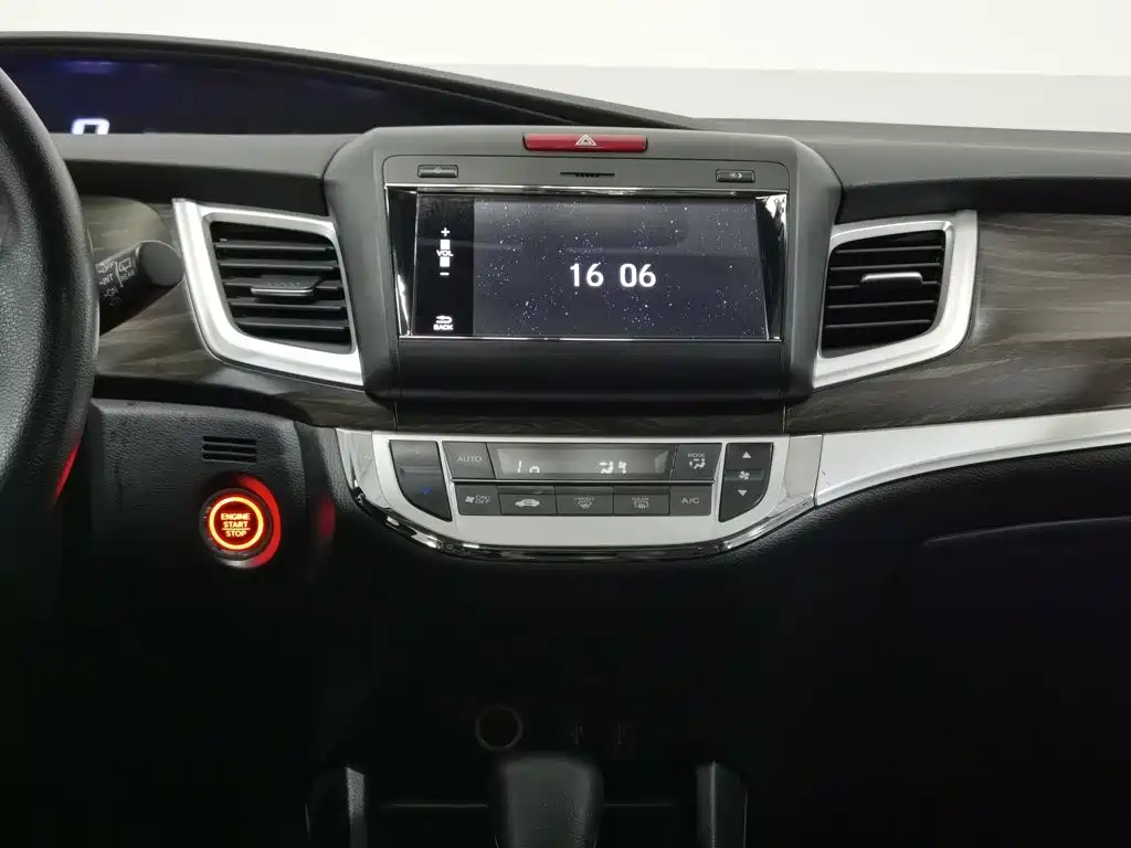 Honda Jade — миниатюра 12