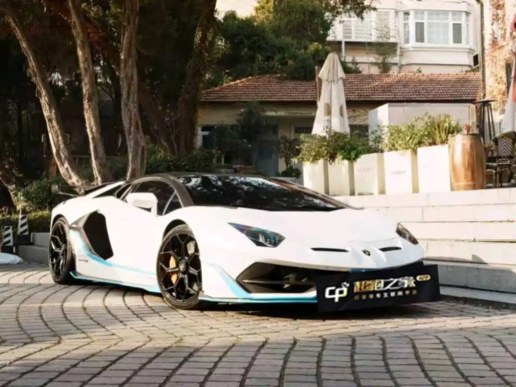 Lamborghini Aventador 2011 LP 700-4