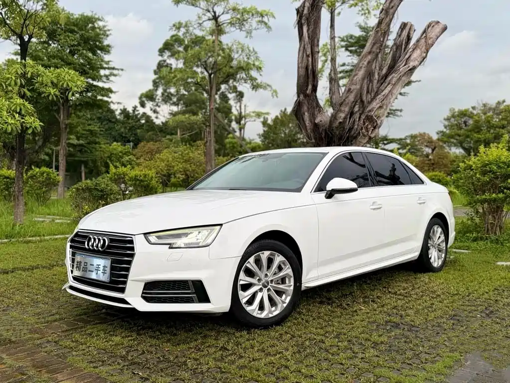 2019 Audi A4 - zdjęcie 1 z 9