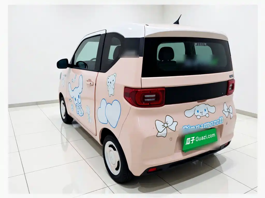 Wuling MINIEV — миниатюра 4