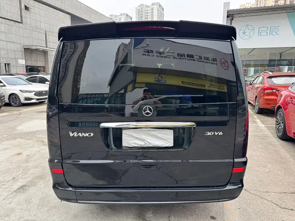 Mercedes-Benz Viano — миниатюра 8