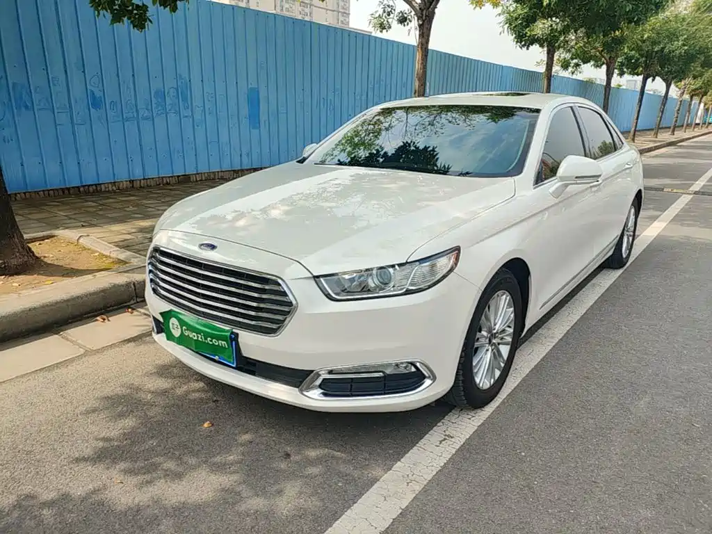 Ford Taurus — миниатюра 2