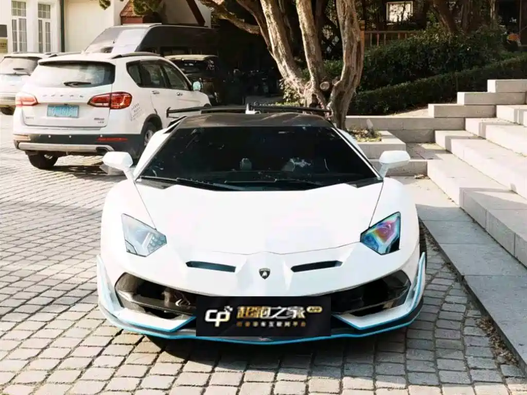 Lamborghini Aventador 2011 LP 700-4