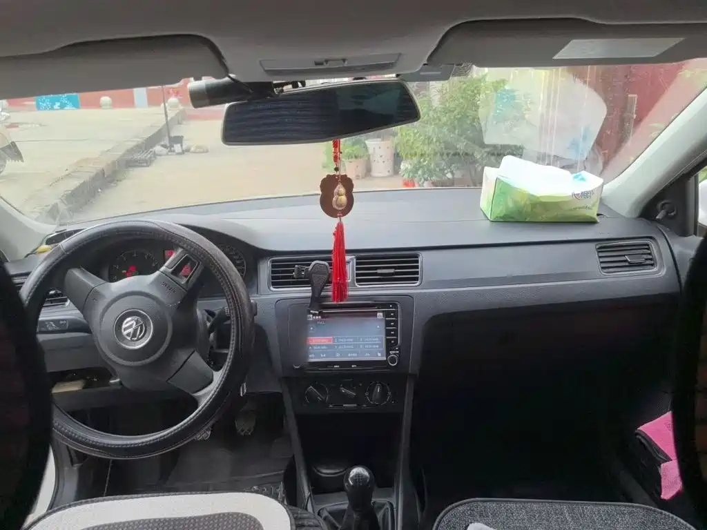 Volkswagen Santana — миниатюра 13