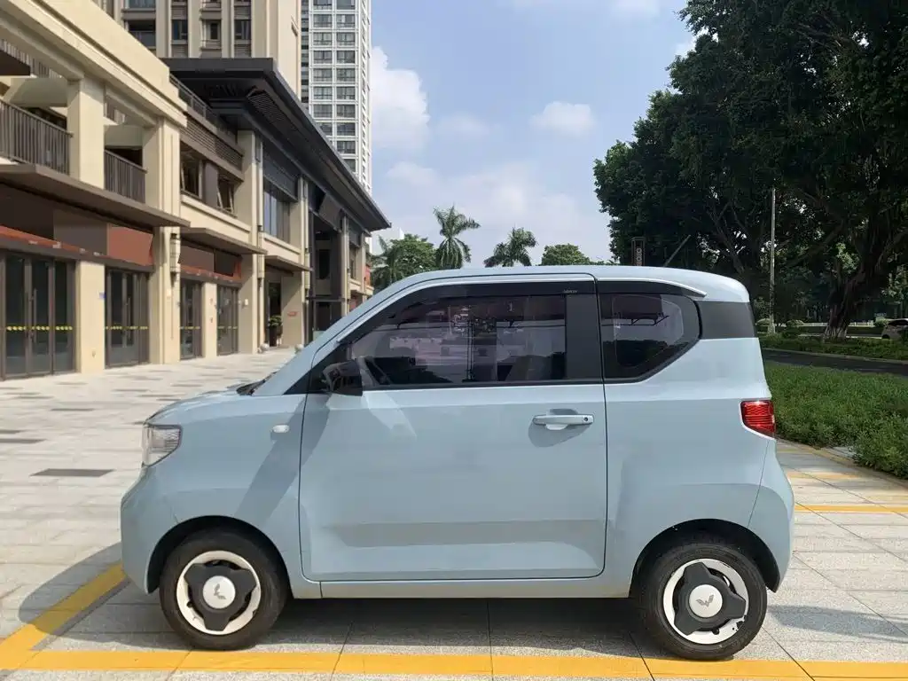 Wuling MINIEV — миниатюра 3
